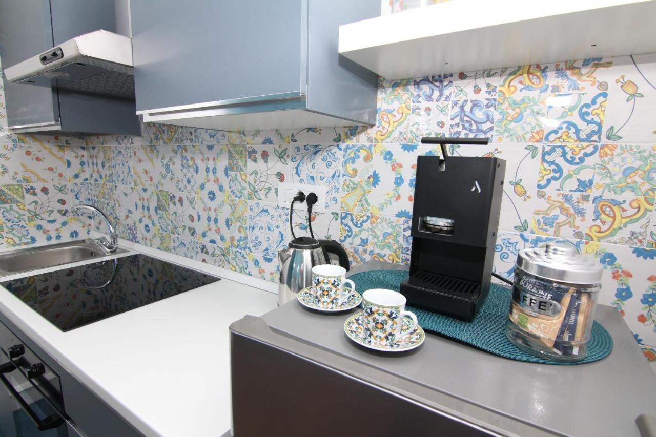 Marea Suite Vista Capri ナポリ エクステリア 写真