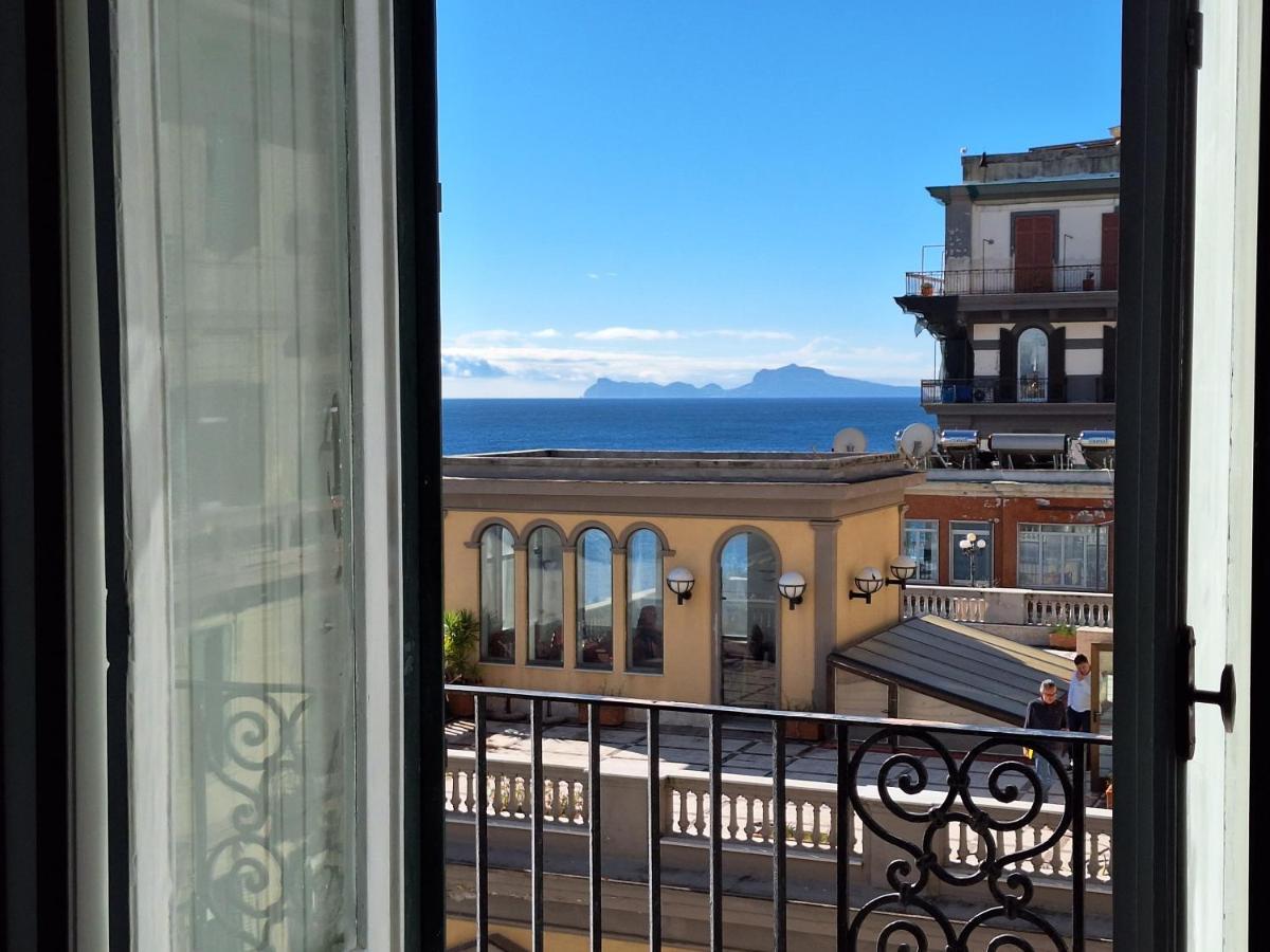 Marea Suite Vista Capri ナポリ エクステリア 写真